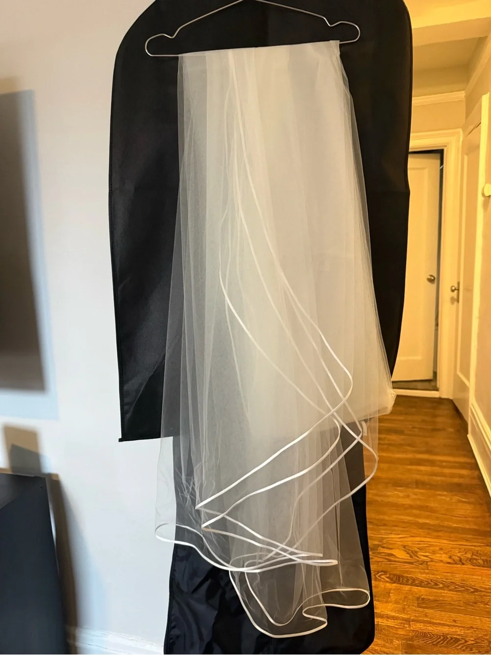 Toni Federici ‘Je T’aime’ veil, NEVER WORN